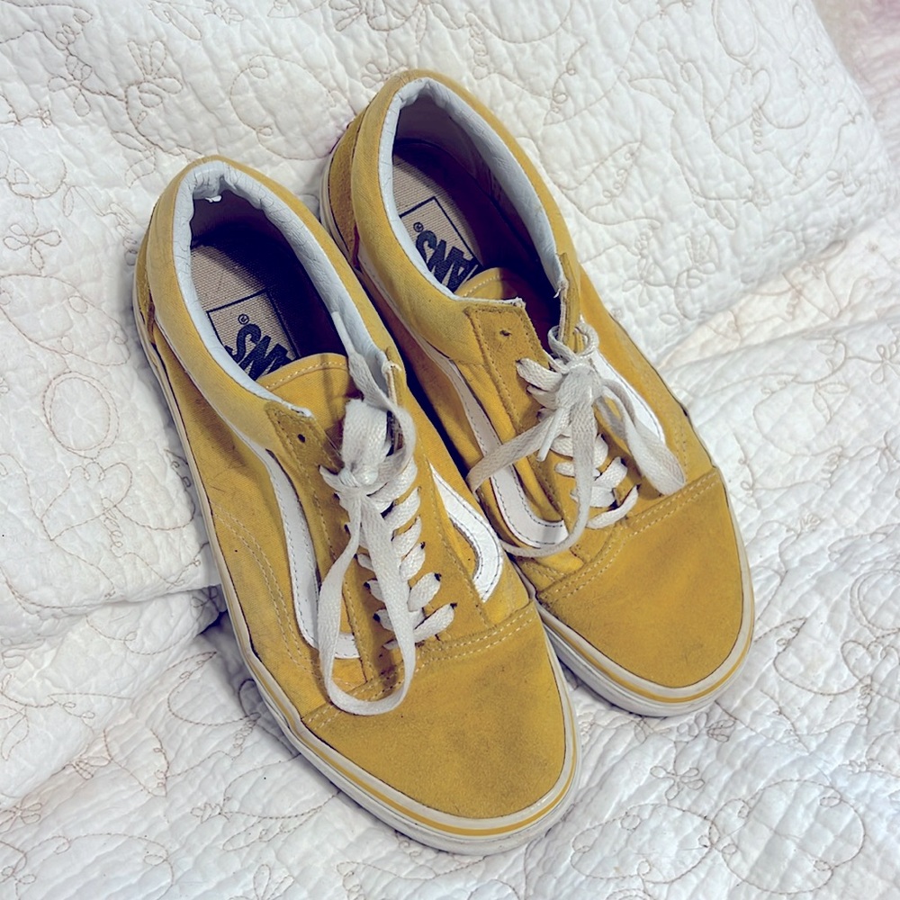 Vans yellow suede size 8 women, men 6.5